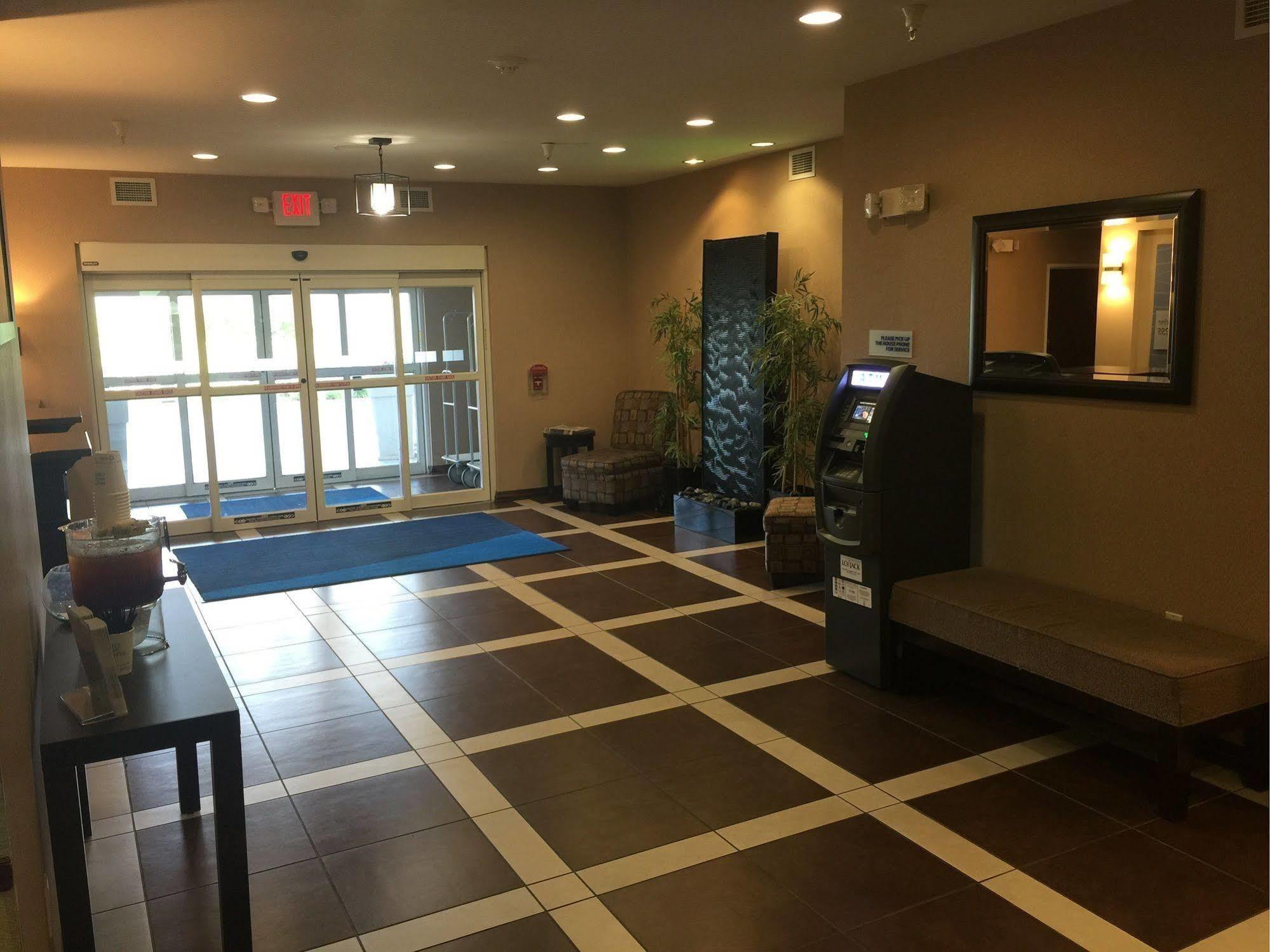 Pike Inn Le Roy - Bloomington Southeast Area Εξωτερικό φωτογραφία