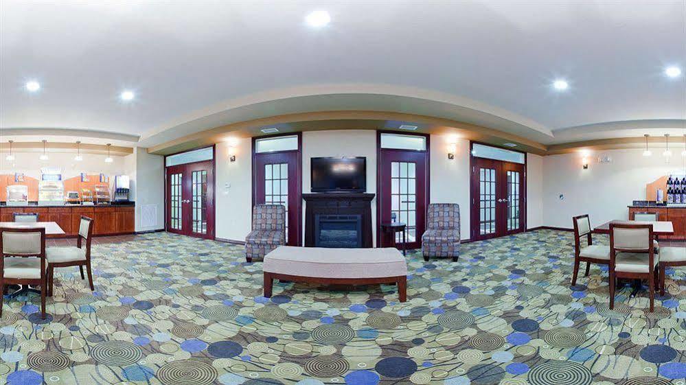 Pike Inn Le Roy - Bloomington Southeast Area Εξωτερικό φωτογραφία